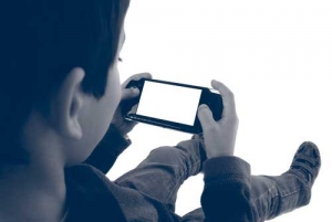 boy with video game